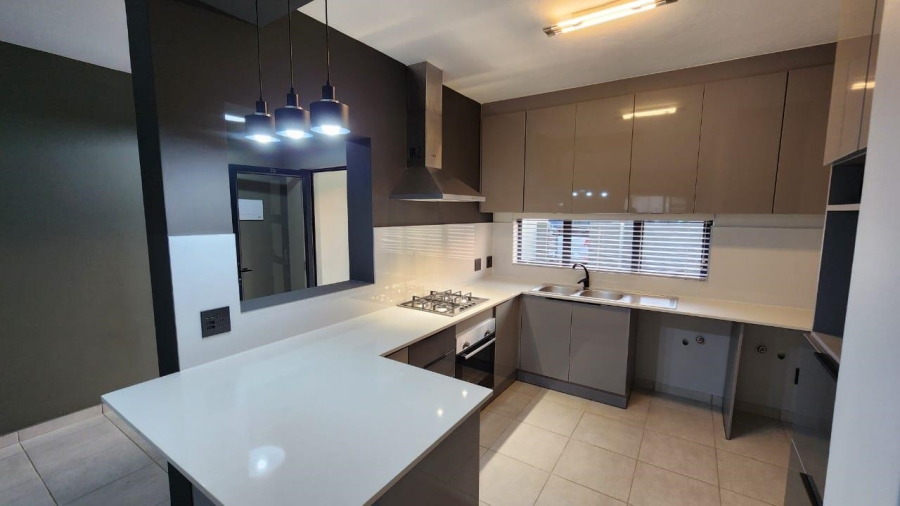 To Let 3 Bedroom Property for Rent in Waterval East North West